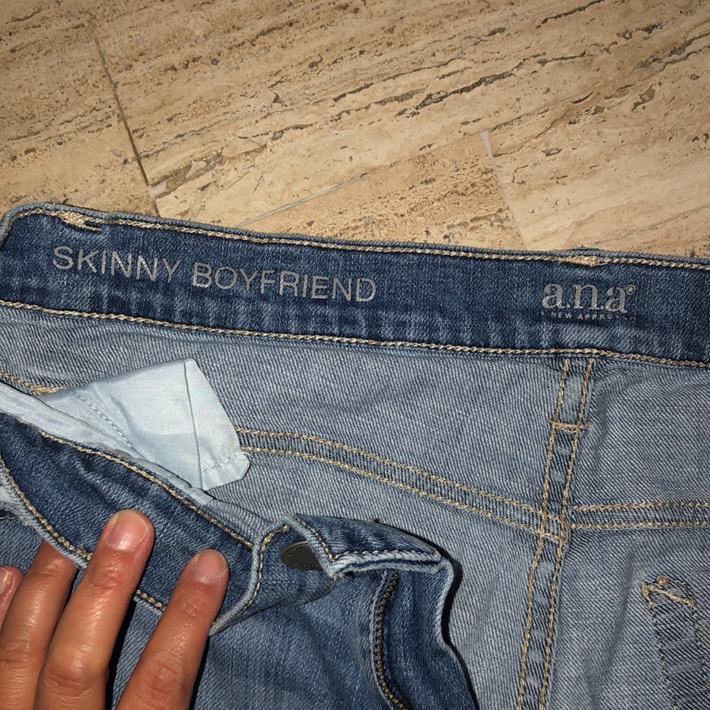 Jeans - Picture 5 of 5